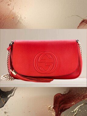 AUTHENTIC Gucci Pebbled Calfskin Medium Soho Flap Crossbody Vibrant Red